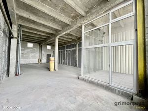 Loft/atelier/surface 4 pièces 103 m²