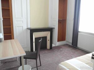 Chambre près hyper-centre dans grande maison