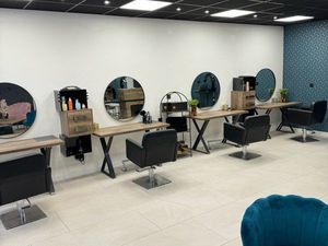 Salon de coiffure clé en main – Prix exceptionnel