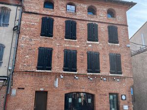 Local commercial centre ville gaillac