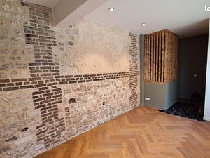 Bureaux 20m² + cave - bail précaire