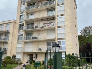 Beau 3 pièces Plein centre-ville Rambouillet