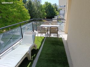 À vendre grand T2 avec terrasse