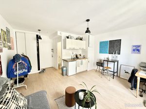 Studio 1 pièce 25 m²