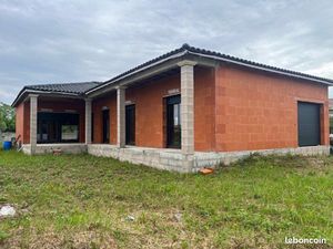 Maison contemporaine à terminer