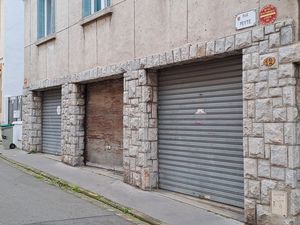 GARAGE Fermé 18 M2 Métro MARENGO