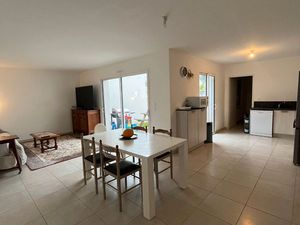 Libre au 1er décembre maison T4 meublée