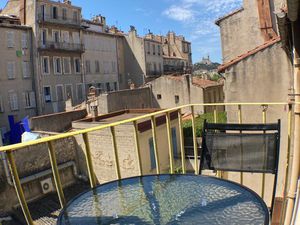 À louer T2 avec balcon proche cours Julien