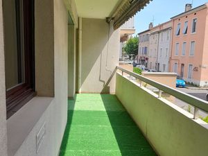 T3 refait à neuf + place parking sécurisée