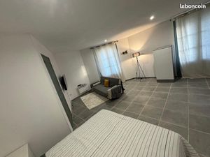 ? t1 meublé – eau & électricité incluses – centre-ville de béziers