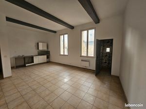 À louer – T3 de 59 m² en centre-ville d’Apt