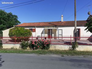 Maison de plain pied avec piscine