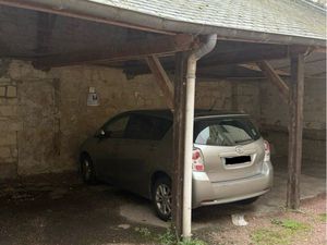 Place de parking – Résidence privée 70 / mois