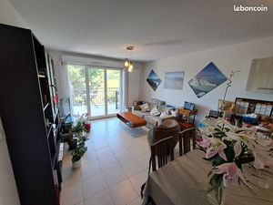 T3 Avignon proche remparts avec double parking