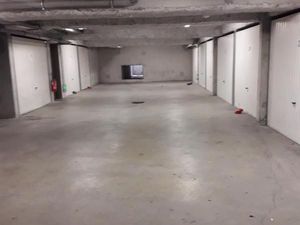 Garage/box 13 m² Grigny