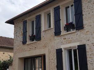 Petite maison de ville à Bois-Le-Roi - 68 m² - A louer