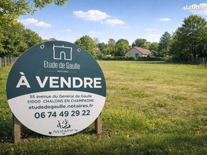 Terrain 887 m² Châlons-en-Champagne