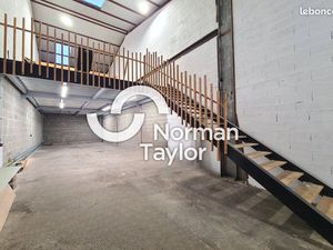 Local d'activité 169 m²