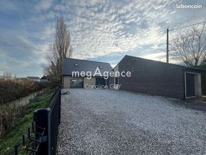 Propriété 4 pièces 99 m²