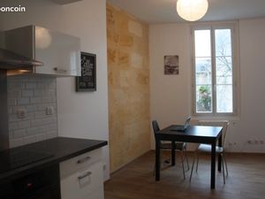 Chartrons 2P Refait neuf