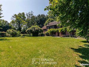 Moulin 7 pièces 196 m²