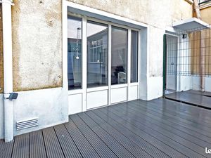 Studio Meublé TOTALEMENT RENOVE 17m2 sur terrasse privative + collective