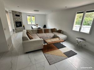 Deux grandes maisons