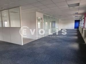 Bureaux 78 m²