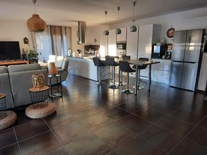 Maison T5 Plein pied 130m2 sur terrain de 926m2