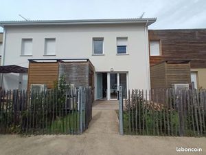 Plage  duplex meublé deux chambres