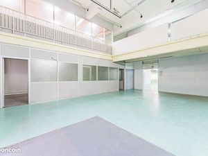 Local 350 m² Pantin