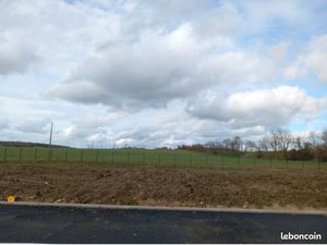 Terrain de 699 m² à vendre en zone artisanale – Tous raccordements existants