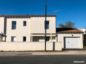 Maison T4 proximité Super U