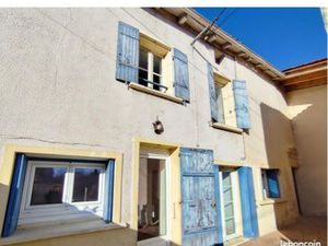 Maison 2chambres avec cour et chai