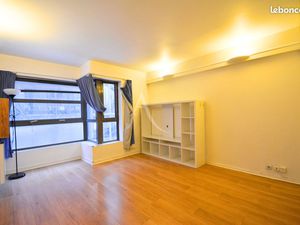 Studio 1 pièce 21 m²