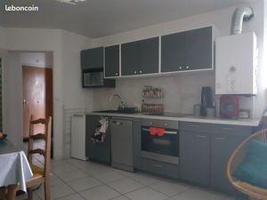Location T2 47 m2 BRON