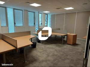 Bureaux 283 m²