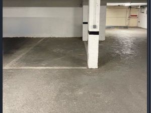 Place de parking souterrain sécurisée voiture + scooter