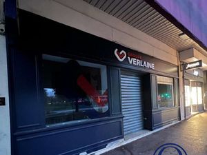 Local 93 m² Enghien-les-Bains