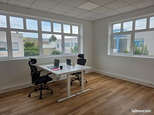 Location bureaux équipés - 10 à 17 m² - Rénovation neuve - Proche métro Jean Jaurès