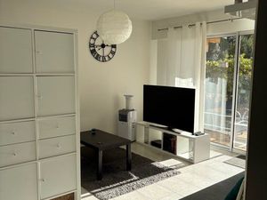 Studio meubler à louer