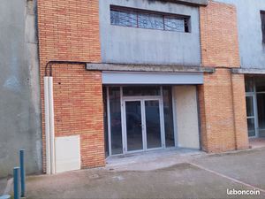 Local commercial ou bureaux