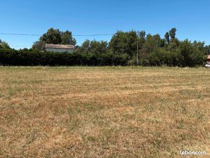 Terrain 900 m² Lescout