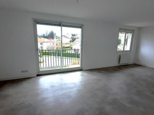 Appartement t4 avec jardin et garage