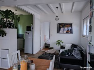 Appartement T 2 de 32 M2 avec garage et jardinet