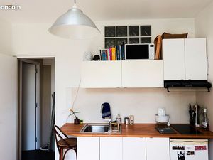 Studio calme et clair