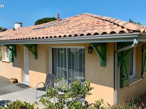 Maison à vendre au coeur de la ville dans un coin de nature