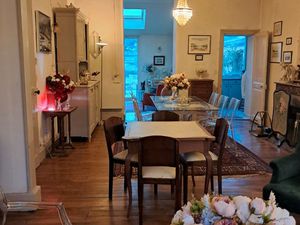 Maison bien placée avec beaucoup de charme