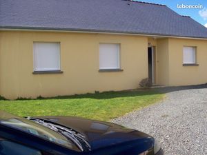 Maison  trois chambres garage