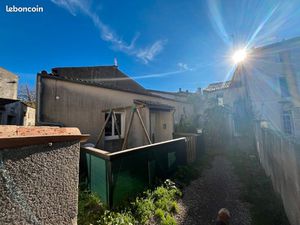 Immeuble 222 m² Saint Jean D Angely